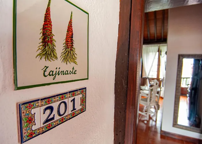 Rural Jardines De MilanoCasa Rural